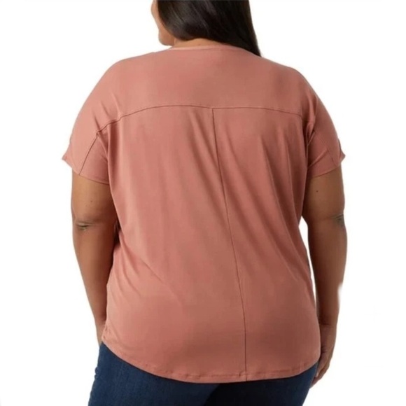 32 Degrees Cool Women's Soft Luxe Short Sleeve V-Neck Top | Red/Pink| 2X - Picture 3 of 15